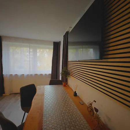 Modern Neuburg S - Neu - 2 Zimmer, Parkplatz, Wi-fi, Tv, Kueche Apartamento
