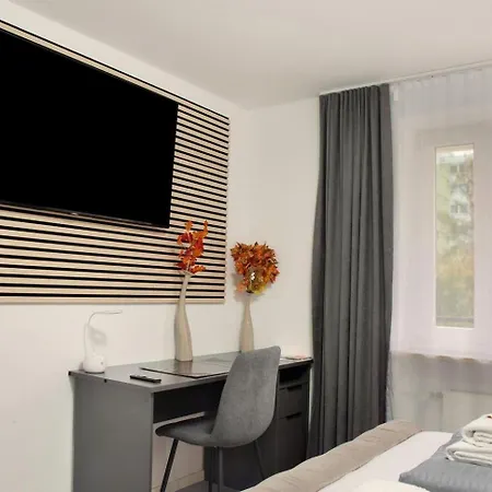Modern Neuburg S - Neu - 2 Zimmer, Parkplatz, Wi-fi, Tv, Kueche شقة نوبورغ آن دي دوناو