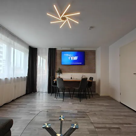 Modern Neuburg S - Neu - 2 Zimmer, Parkplatz, Wi-fi, Tv, Kueche * Neuburg an Der Donau