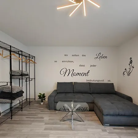 Modern Neuburg S - Neu - 2 Zimmer, Parkplatz, Wi-fi, Tv, Kueche Apartamento