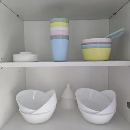 Modern Neuburg S - Neu - 2 Zimmer, Parkplatz, Wi-fi, Tv, Kueche شقة نوبورغ آن دي دوناو